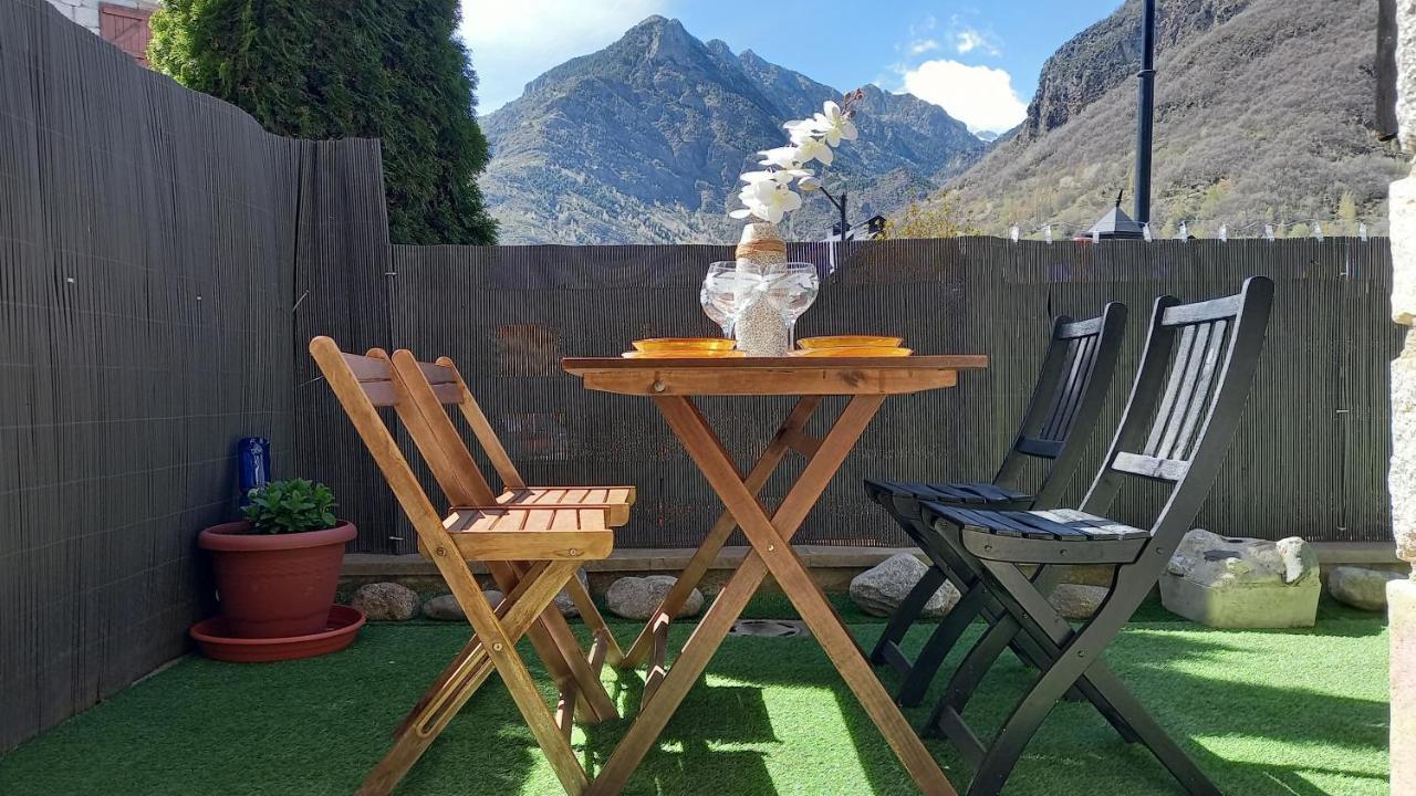 Apartamento Pyros De Benas Benasque Exterior foto
