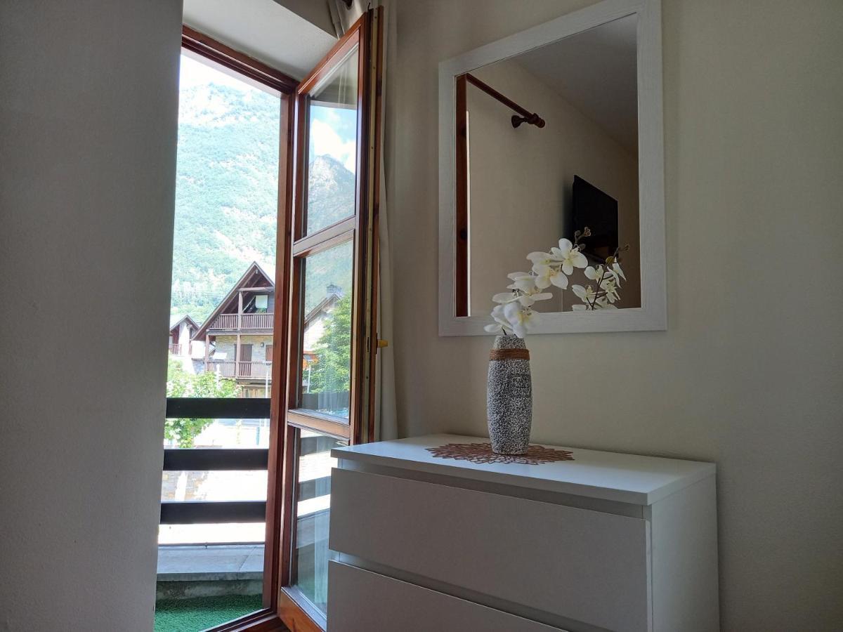 Apartamento Pyros De Benas Benasque Exterior foto